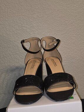 American Glamour Badgley Mischka Womens Lettie Heeled Sandals - Black - Size 10